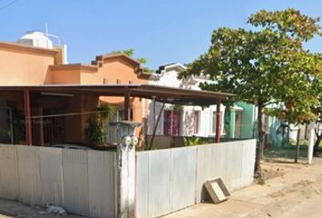 Casa en  Los Tuxtlas 118, Santa Fe, Fraccionamiento Ciudad Olmeca, Veracruz, México