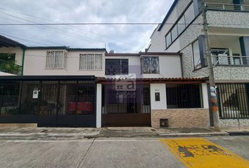 Casa en  Calle 193 #31-12, Floridablanca, Santander, Colombia