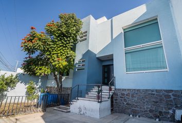 Casa en  Paseo De Berna, Tejeda, El Pueblito, Querétaro, México