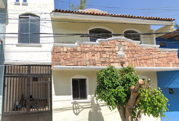 Casa en  Pueblo Huentitan El Bajo, Guadalajara, Jalisco