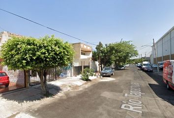 Casa en  Río Tapachula, El Rosario, Guadalajara, Jalisco, México