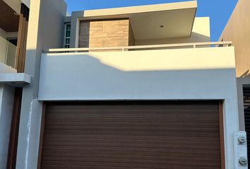 Casa en  Calle Gramenel, Culiacán, Sinaloa, México