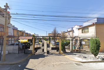 Casa en fraccionamiento en  Colinas De Arcos, Unidad San Buenaventura, San Buenaventura, Estado De México, México