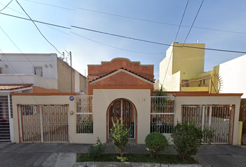 Casa en  La Condesa, Jardines Del Country, Guadalajara, Jalisco, México