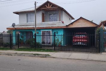 Casa en  Calle El Roble, Curicó, Maule, 3340000, Chl