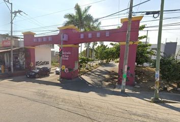 Casa en fraccionamiento en  Siempre Verde, Haciendas De San Vicente, San Vicente, Nayarit, México