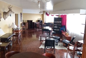 Departamento en  Av. Tacna, Lima, Perú