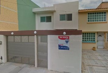 Casa en  Raúl Anguiano, Paraiso Coatzacoalcos, Coatzacoalcos, Veracruz, México