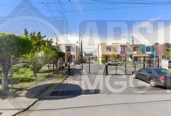 Casa en  Prol. Angel Leaño, Parques Zapopan, 45138 Zapopan, Jal., México