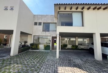 Casa en fraccionamiento en  Bosque De Las Fuentes Residencial, Avenida Calimaya, San Andrés Ocotlán, Estado De México, México