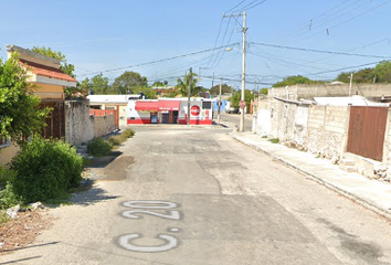 Casa en  C. 20, Azcorra, 97177 Mérida, Yuc., México