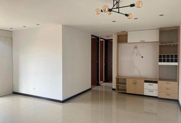 Apartamento en Poblado, Medellín