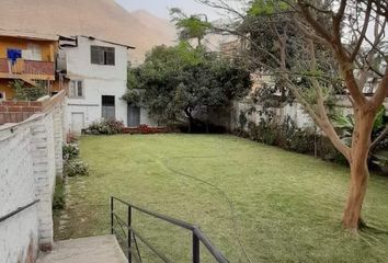 Casa en  Plaza De Armas De Chosica, Carretera Central, Lurigancho-chosica, Perú