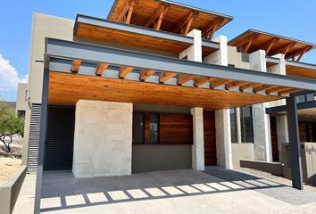 Casa en  Altozano Querétaro, Anillo Vial Fray Junípero Serra, Santiago De Querétaro, Querétaro, México