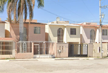 Casa en  Calle Cecilia, Rincón San Antonio, Gómez Palacio, Durango, México