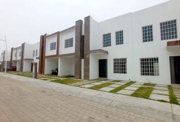 Casa en fraccionamiento en  Villa La Estación, Boulevard Pablo Cabrera, Centro, San Juan Del Río, Querétaro, México