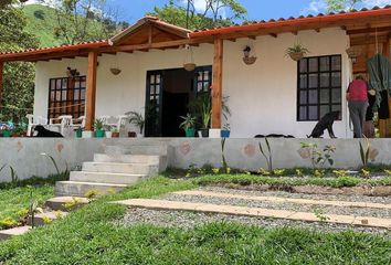 Villa-Quinta en  Vereda San Andres, Chinchiná, Caldas, Colombia