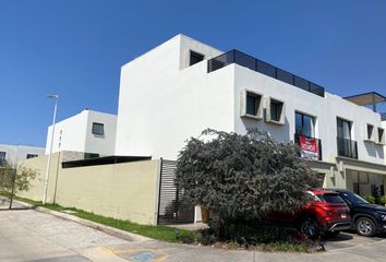 Casa en condominio en  Av. Adamar 1216, Tlajomulco De Zúñiga, Jalisco, México