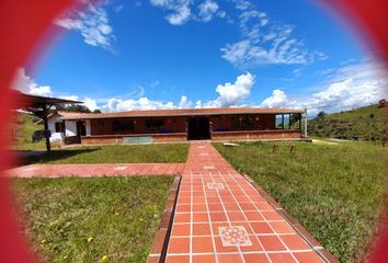 Casa en  Barbosa, Antioquia, Colombia