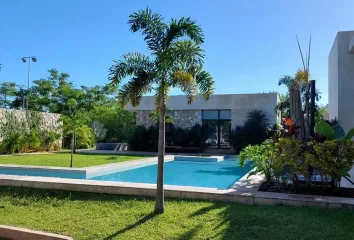 Lote de Terreno en  Calle 68 134, Jardines De Mérida, Mérida, Yucatán, México