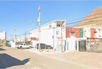 Casa en condominio en  Cañada De Los Cardenales, Cañadas Del Florido, Tijuana, Baja California, México