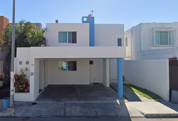 Casa en  Calle 18-b 270, Colonia Altabrisa, Mérida, Yucatán, México