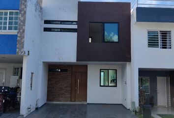 Casa en condominio en  Av. Acueducto 3570, Nuevo México, Jardines Del Valle, Zapopan, Jalisco, México