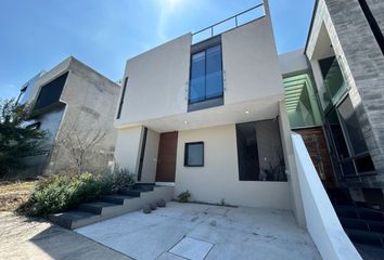 Casa en  Valle Del Imperio Bizantino, Boulevard Valle Imperial, San Francisco Tesistán, Jalisco, México