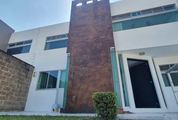 Casa en fraccionamiento en  Calzada Del Arco, Santa Cruz Guadalupe, Puebla De Zaragoza, Puebla, México