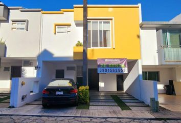 Casa en  Calle Paseo De Los Olmos Oriente 392 37, Villas De Zapopan, Zapopan, Jalisco, 45133, Mex