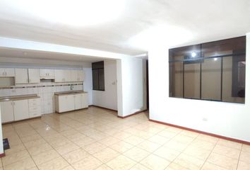 Departamento en  Jirón Castrovirreyna 784, Breña, Perú