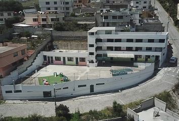 Bodega-Galpon en  Pomasqui, Quito, Ecuador