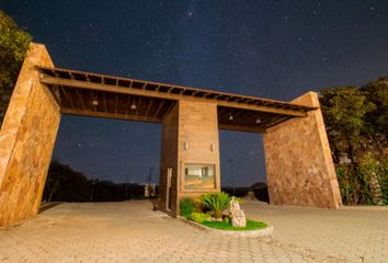 Lote de Terreno en  Residencial Bosques De Santa Teresa, Avenida Las Haras, Amozoc De Mota, Puebla, México