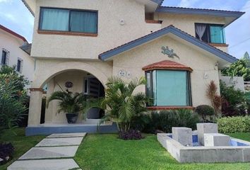 Casa en  Circuito Quetzal 80, Fraccionamiento Lomas De Cocoyoc, Morelos, México