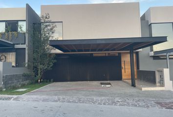 Casa en  Altozano El Nuevo Querétaro, Municipio De Querétaro