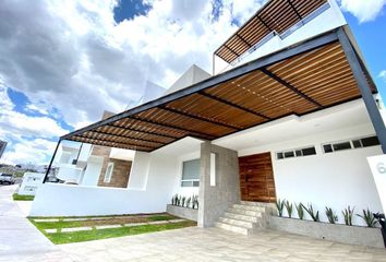 Casa en fraccionamiento en  Lomas De Juriquilla, Misión De San Francisco, Fracc. Lomas De Juriquilla, Santa Rosa Jáuregui, Querétaro, México