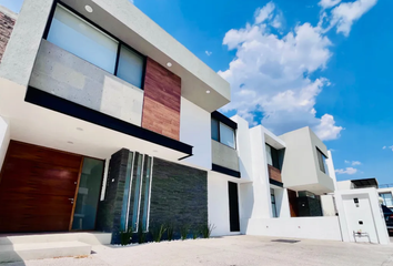 Casa en fraccionamiento en  Lomas De Juriquilla, Misión De San Francisco, Fracc. Lomas De Juriquilla, Santa Rosa Jáuregui, Querétaro, México