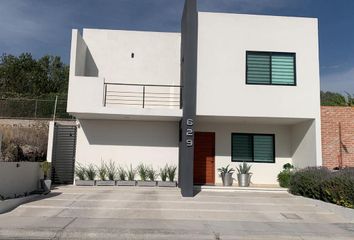 Casa en fraccionamiento en  Lomas De Juriquilla, Misión De San Francisco, Fracc. Lomas De Juriquilla, Santa Rosa Jáuregui, Querétaro, México