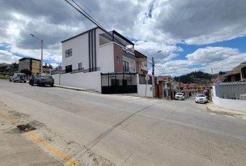 Casa en  Unidad Educativa Borja Nº 3 - Cavanis, Veracruz, Quito, Ecuador