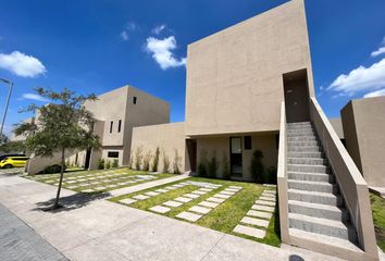 Casa en fraccionamiento en  76269, El Marqués, Querétaro, Mex