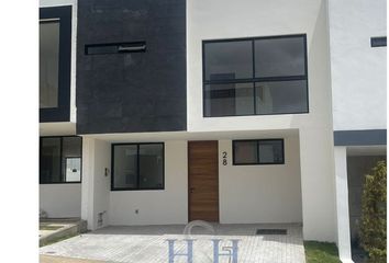 Casa en condominio en  Capital Norte, Avenida Guadalajara, Hogares De Nuevo México, Nuevo México, Jalisco, México