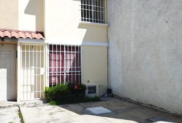 Casa en  Calle 107-a Poniente 1526, Reserva Territorial Atlixcáyotl, Galaxia La Laguna, Puebla De Zaragoza, Puebla, México