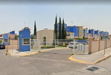 Casa en fraccionamiento en  Av. De Los Laureles, Jardines De San Miguel, Cuautitlán Izcalli, Estado De México, México