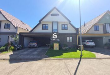 Casa en  Barrio Ingles - Avenida Gabriela Mistral, Temuco, Chile