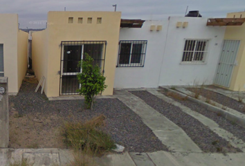 Casa en fraccionamiento en  San Cipriano, Colinas De Santa Fe, Veracruz, México