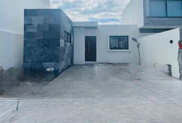 Casa en fraccionamiento en  Fraccionamiento Lomas De La Rioja, Veracruz, México