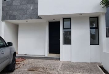 Casa en condominio en  El Condado, El Pueblito, Querétaro, México