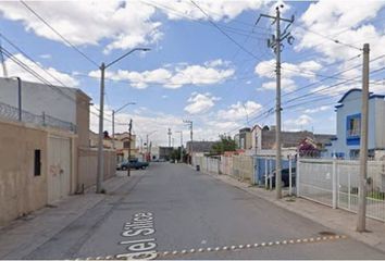 Casa en  Calle Del Silice, Villa Del Real, Chihuahua, México