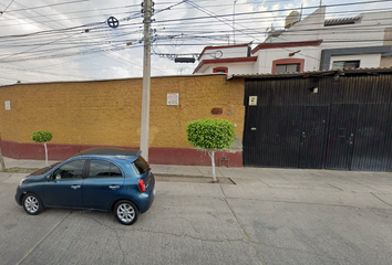 Casa en  Parques De Colon, San Pedro Tlaquepaque