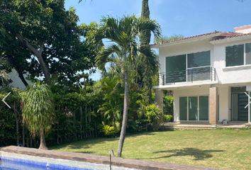 Casa en fraccionamiento en  Lomas De Cocoyoc, Morelos, México